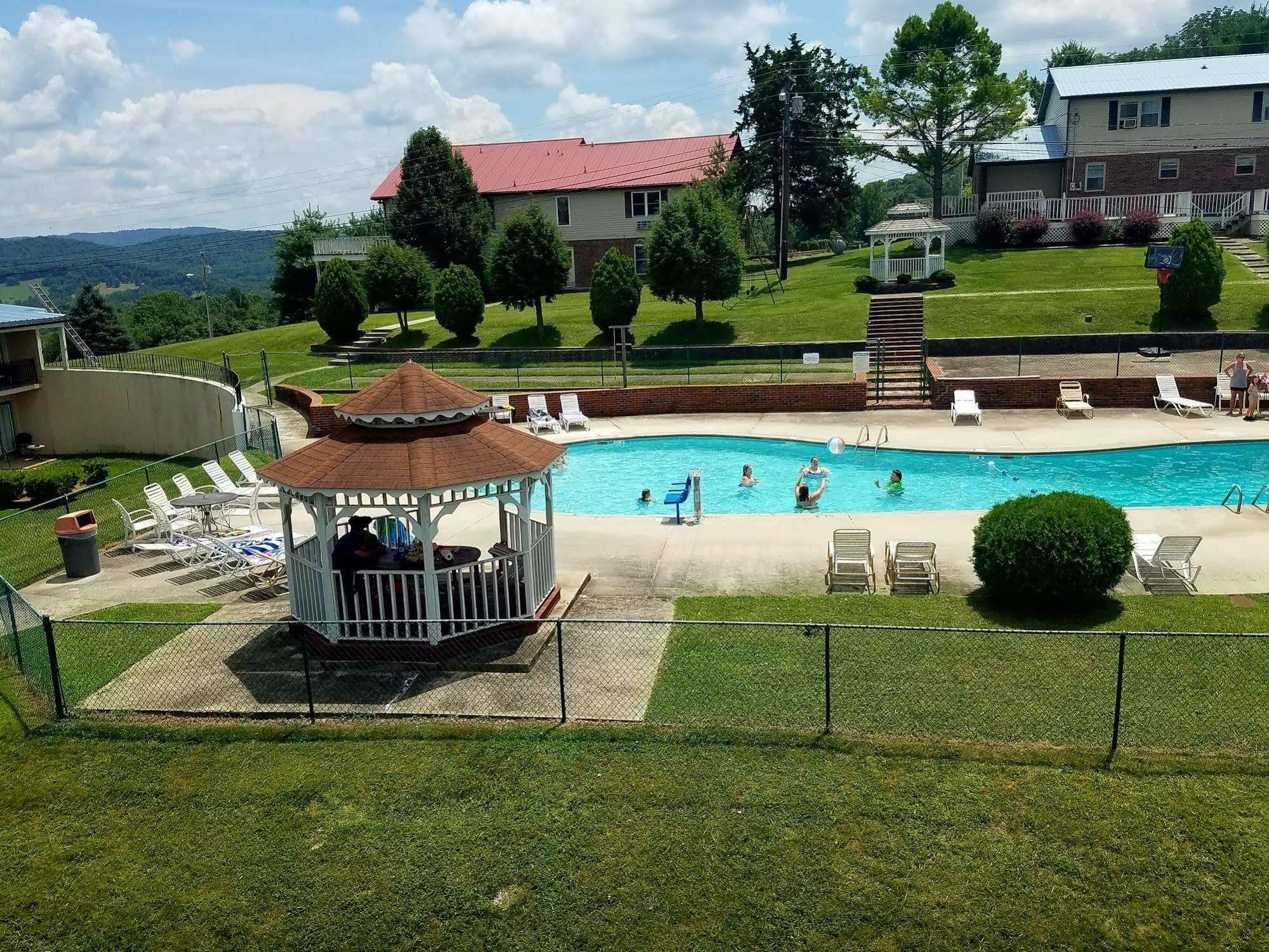 Baymont By Wyndham Cookeville Exterior foto