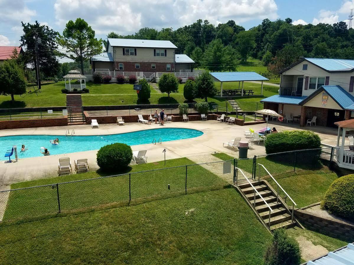 Baymont By Wyndham Cookeville Exterior foto